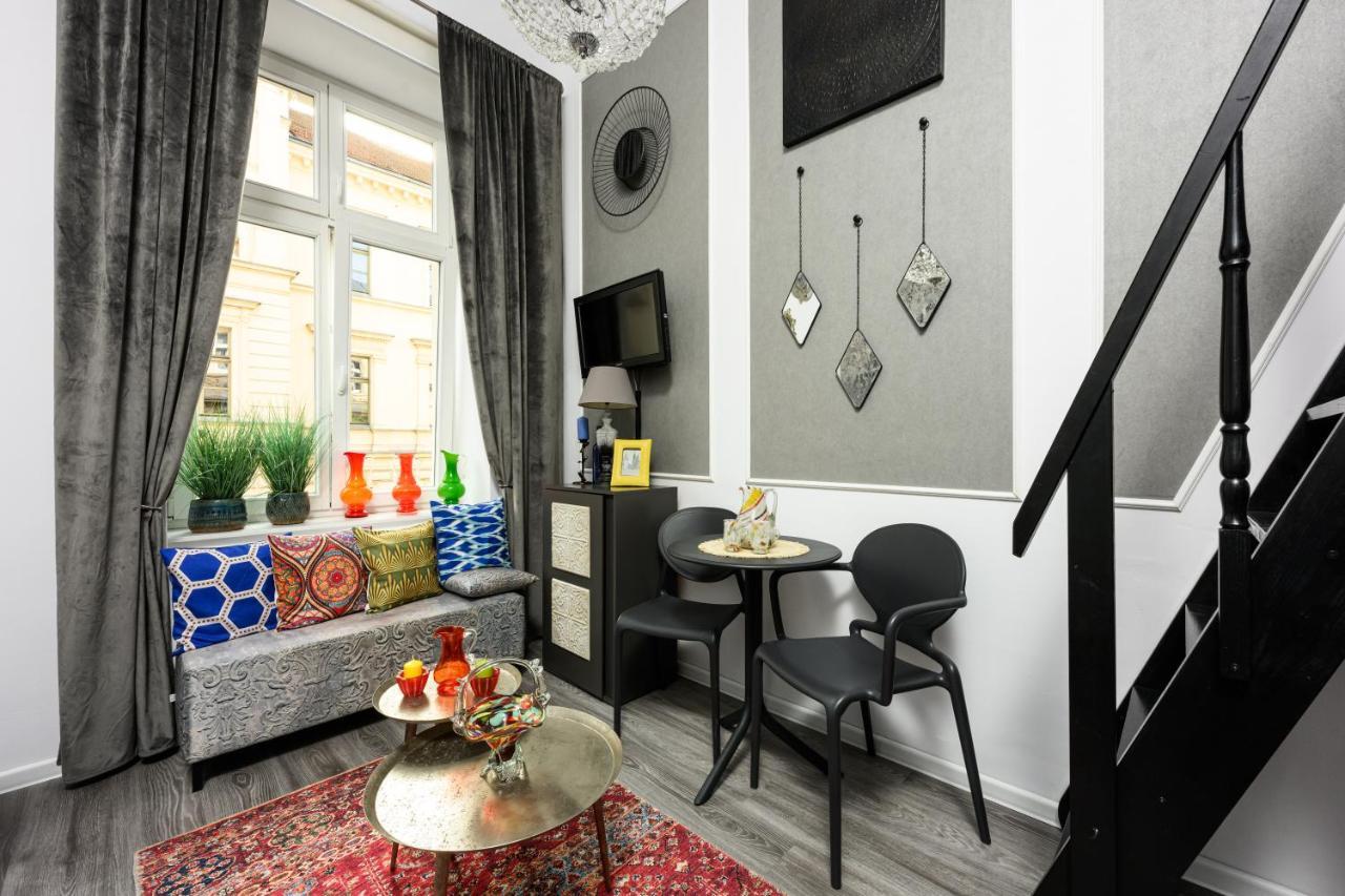 Native Apartments Studencka 25 Krakow Dış mekan fotoğraf