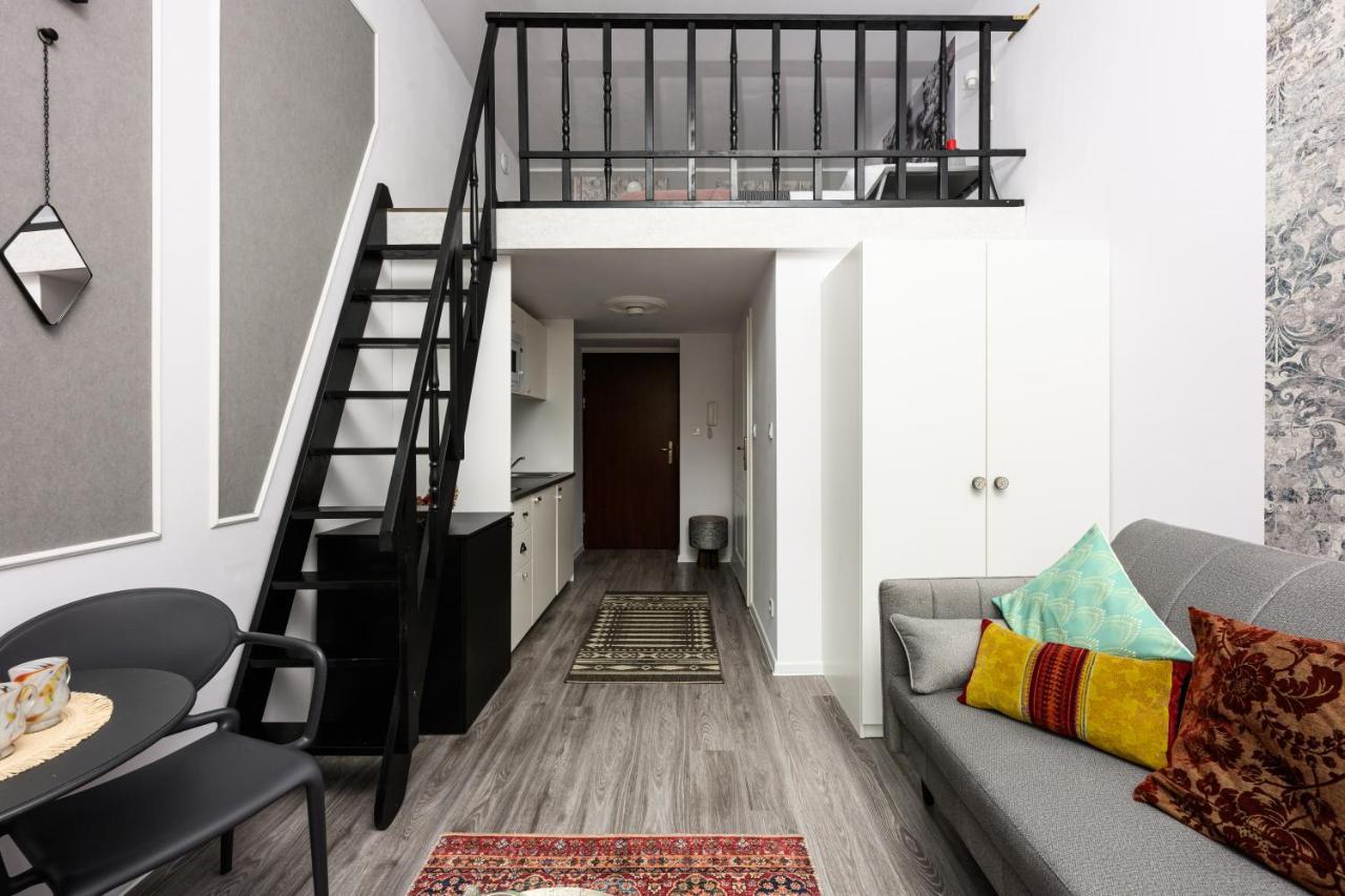 Native Apartments Studencka 25 Krakow Dış mekan fotoğraf