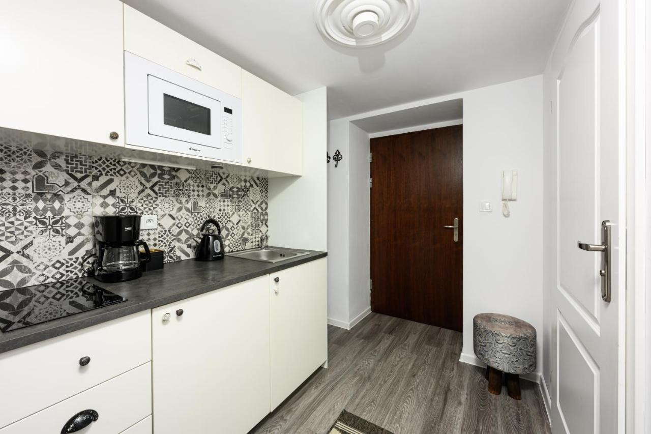 Native Apartments Studencka 25 Krakow Dış mekan fotoğraf