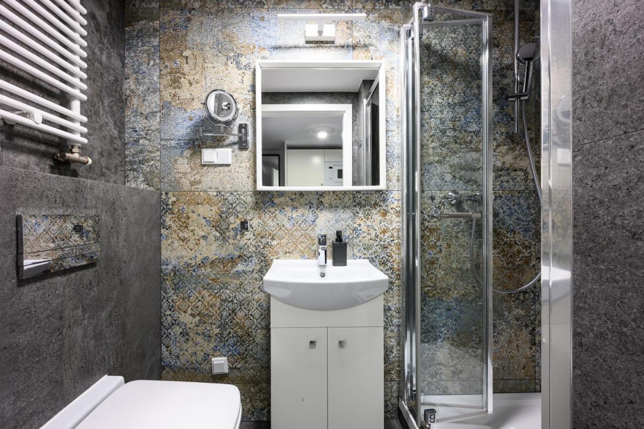 Native Apartments Studencka 25 Krakow Dış mekan fotoğraf
