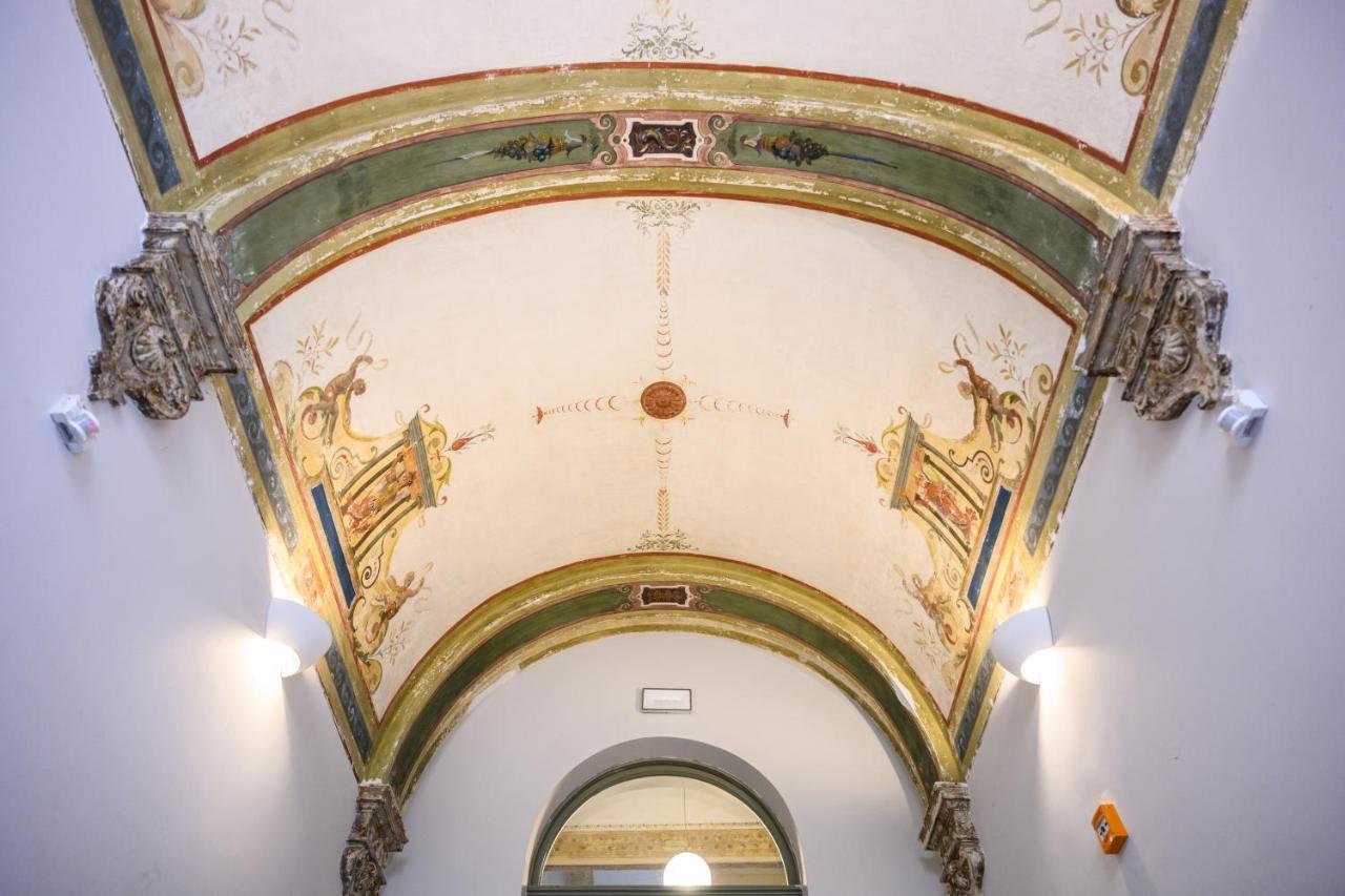 Native Apartments Studencka 25 Krakow Dış mekan fotoğraf